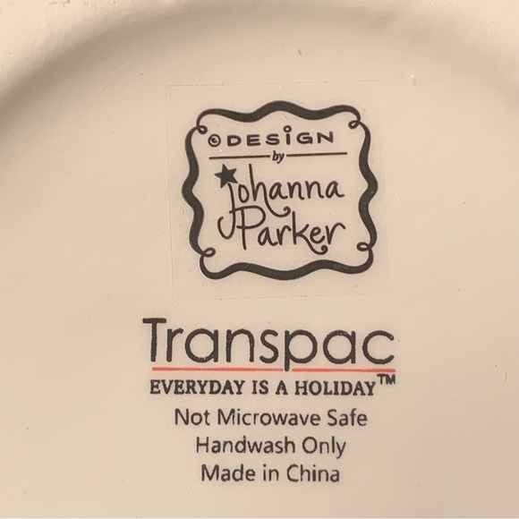 Johanna Parker Santa Claus Nostalgic Christmas Ceramic Mug - Picture 10 of 10